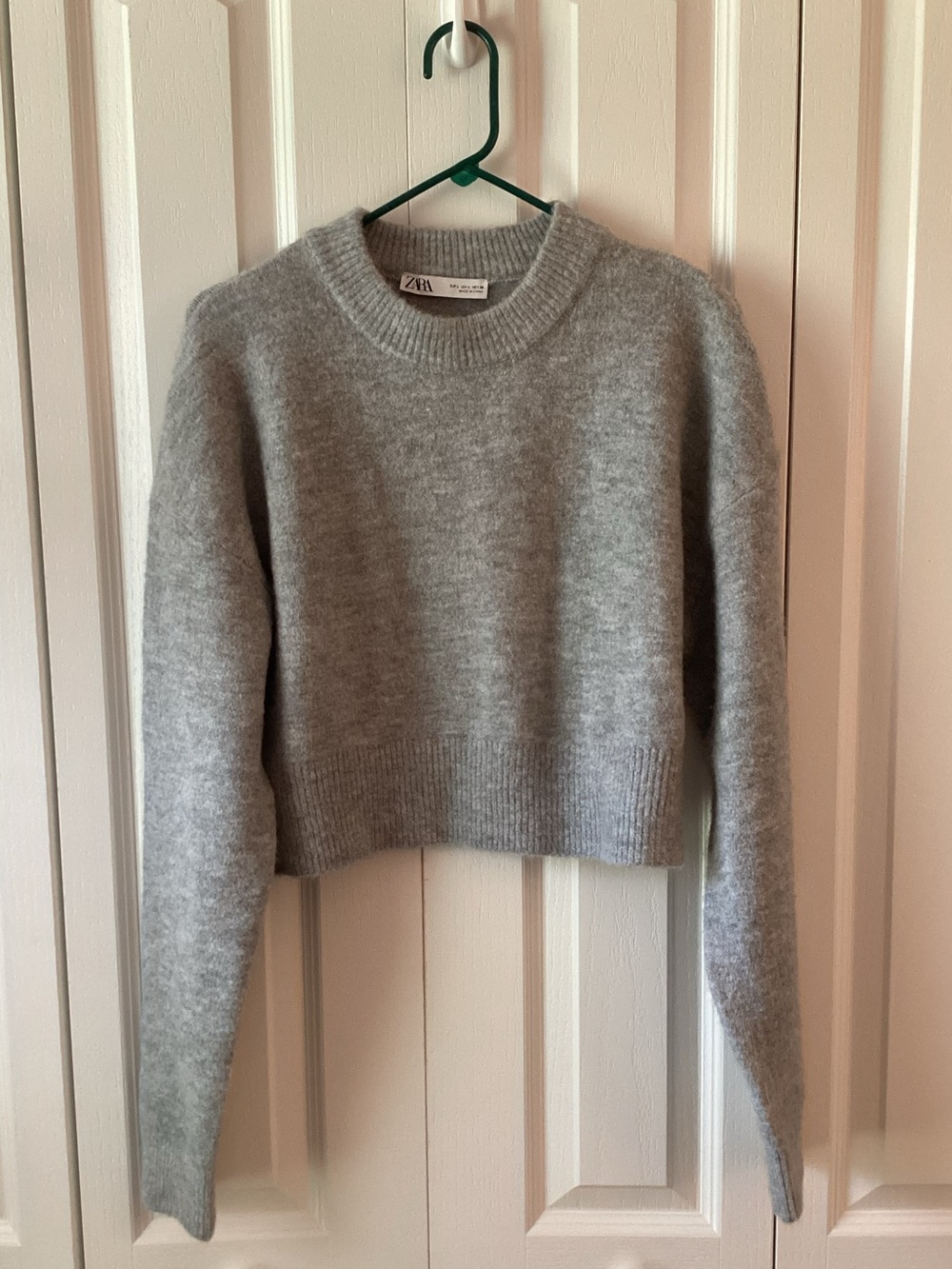 Zara Womens Gray Cropped Knit Sweater - Large - NWOT